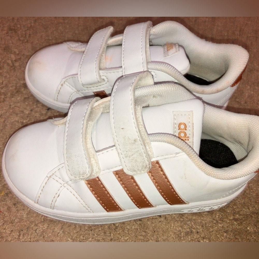 Adidas rose gold tennis shoes